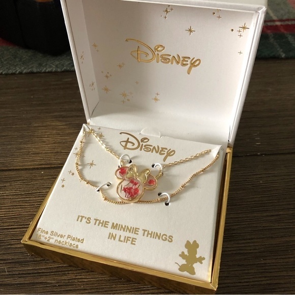 Disney “It’s the Minnie things in life” dry floral sliver plated necklace - Picture 2 of 3